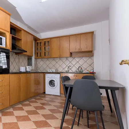 Maple Oak 102 * Lárnaka