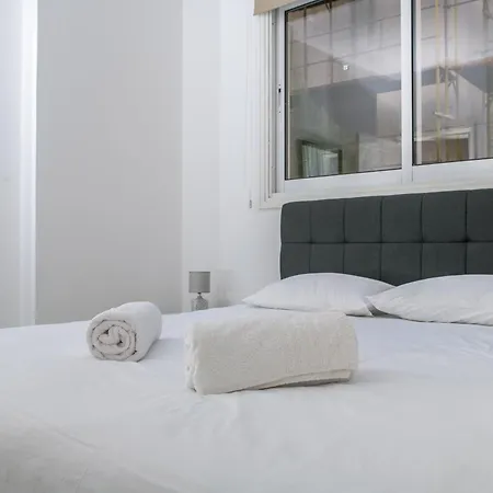 Maple Oak 102 Larnaca