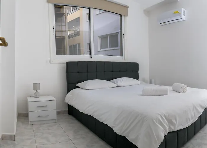 アパート Maple Oak 102